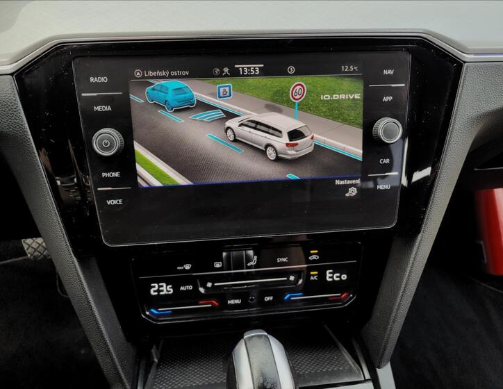 Volkswagen Passat 31