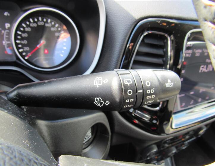 Jeep Compass 24