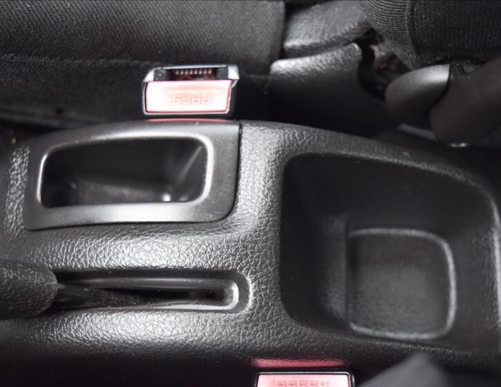 Peugeot 206 44