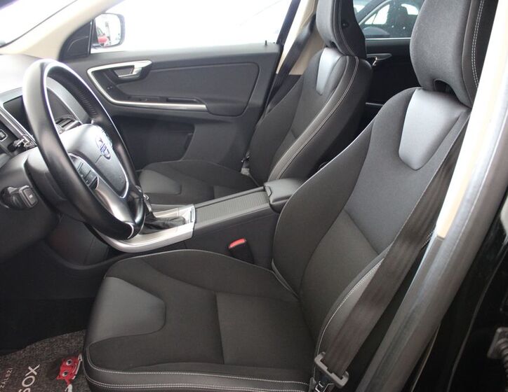 Volvo XC60 6