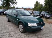 Volkswagen Passat 1