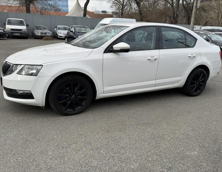 Škoda Octavia 11