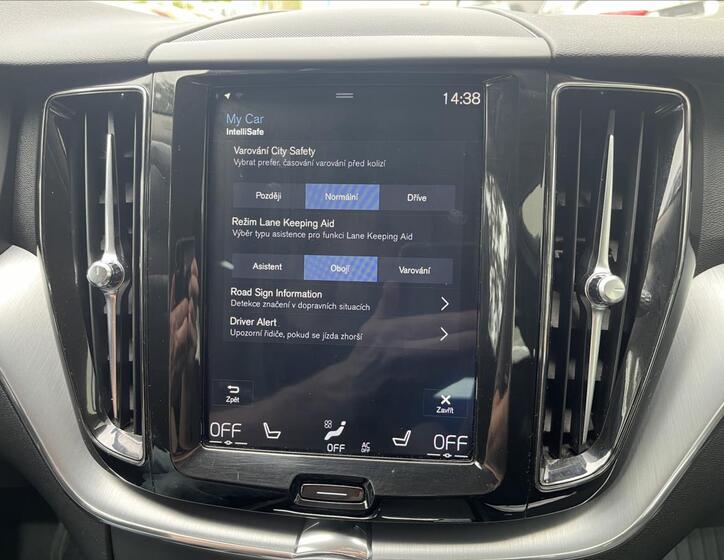 Volvo XC60 13