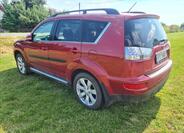 Mitsubishi Outlander 6