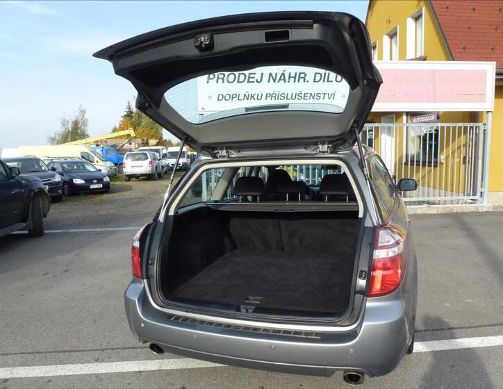 Subaru Legacy 16