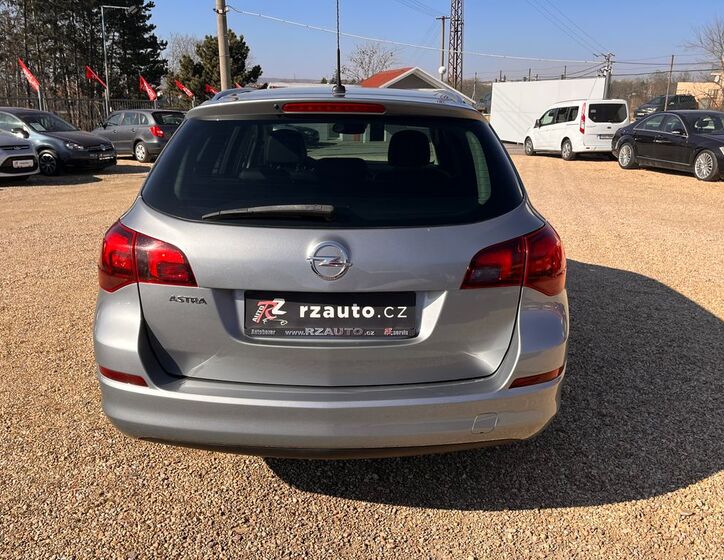 Opel Astra 4