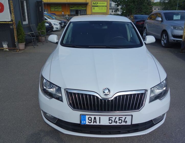 Škoda Superb 2