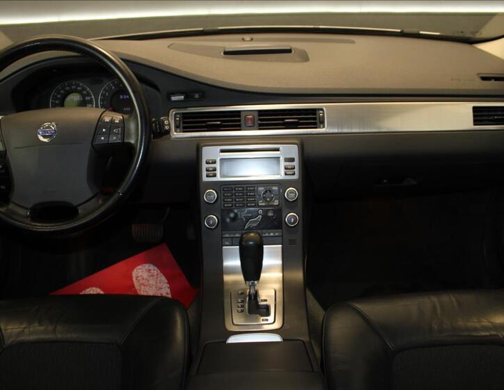 Volvo V70 23