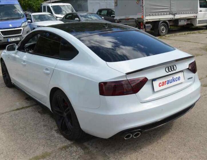 Audi A5 6