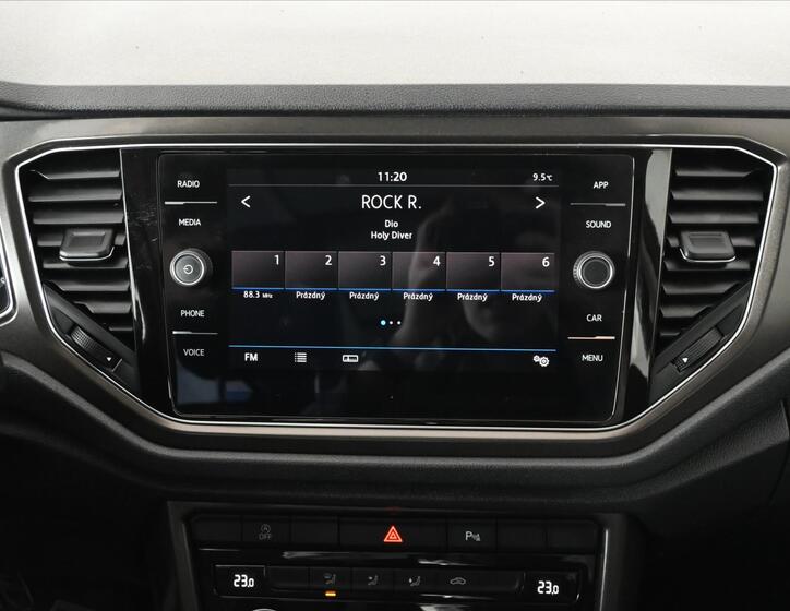 Volkswagen T-Roc 19