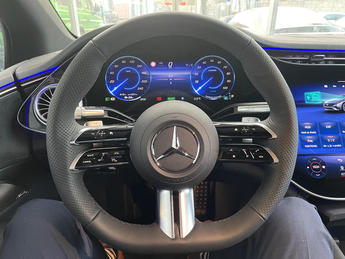 Mercedes-Benz EQS
