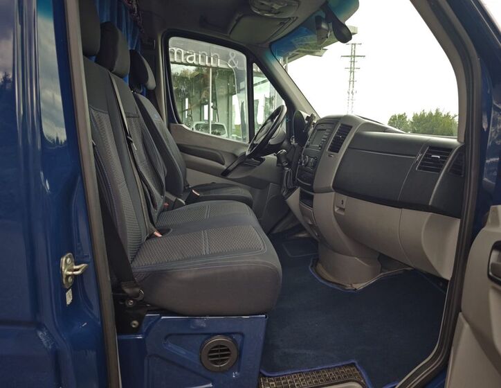 Mercedes-Benz Sprinter 14