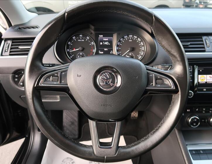 Škoda Octavia 15