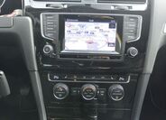 Volkswagen Golf 16
