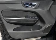 Volvo XC60 8