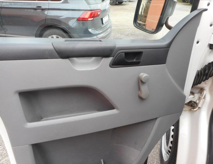 Volkswagen Transporter 10