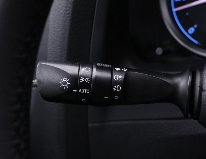 Toyota Auris 17