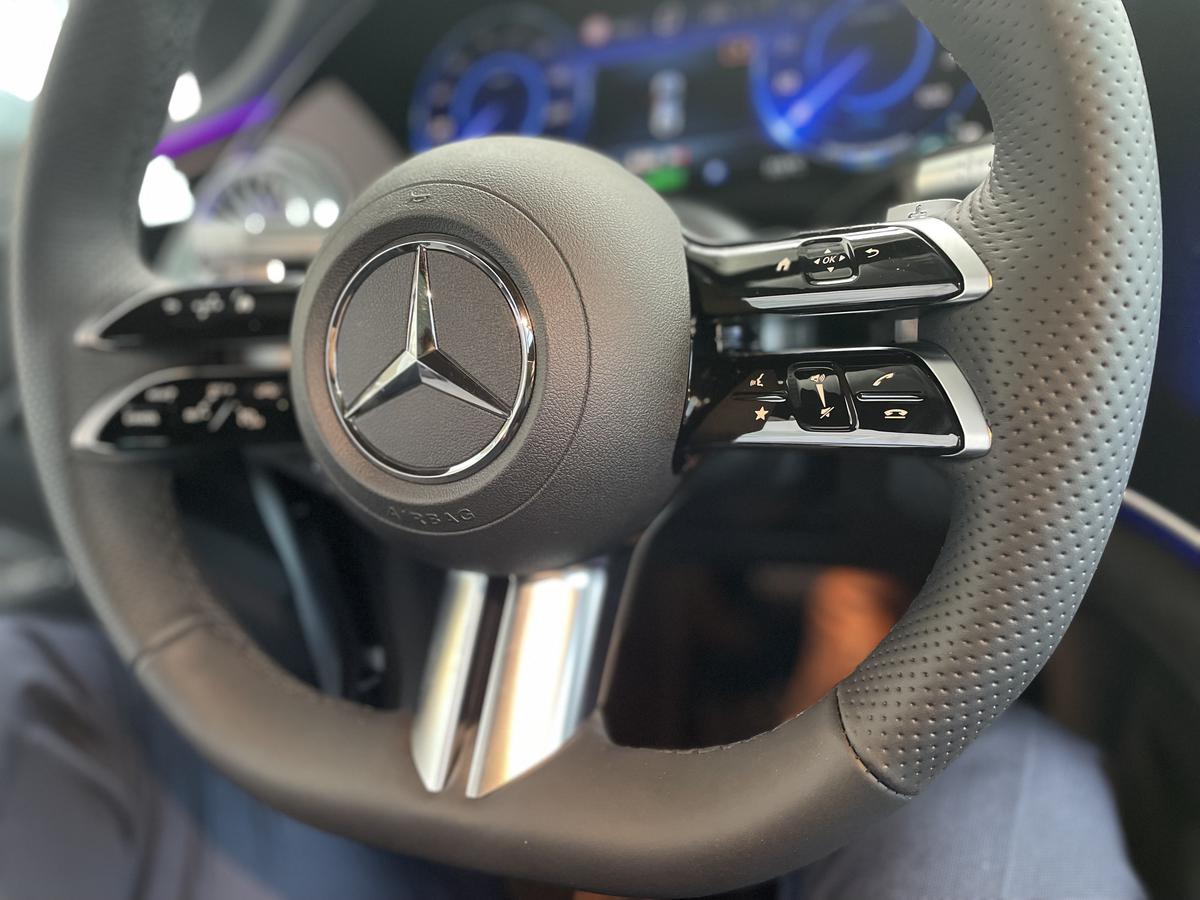 Mercedes-Benz EQS