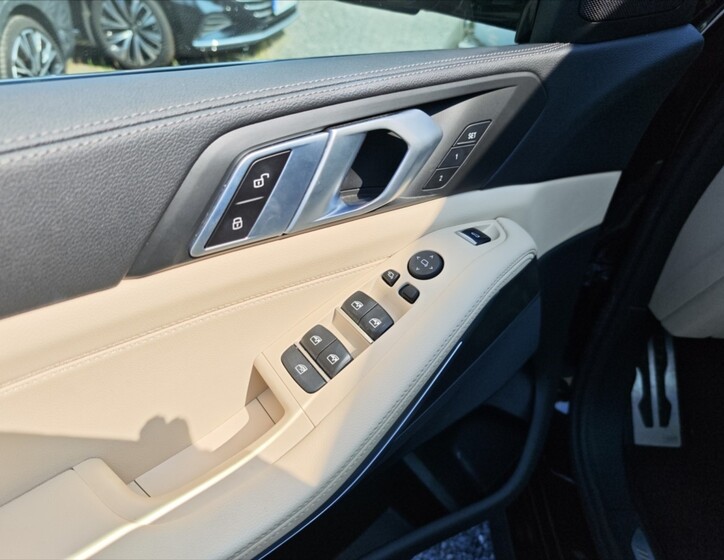 BMW X5 11