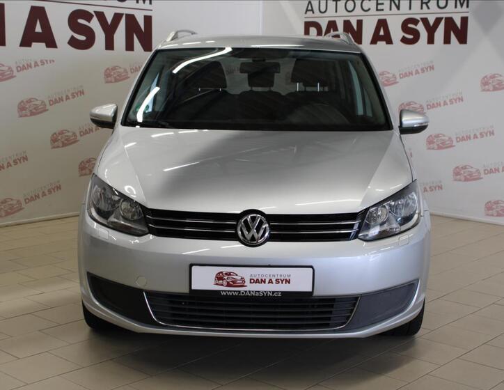 Volkswagen Touran 2