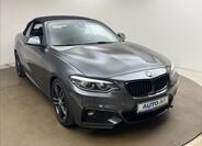 BMW Řada 2 9