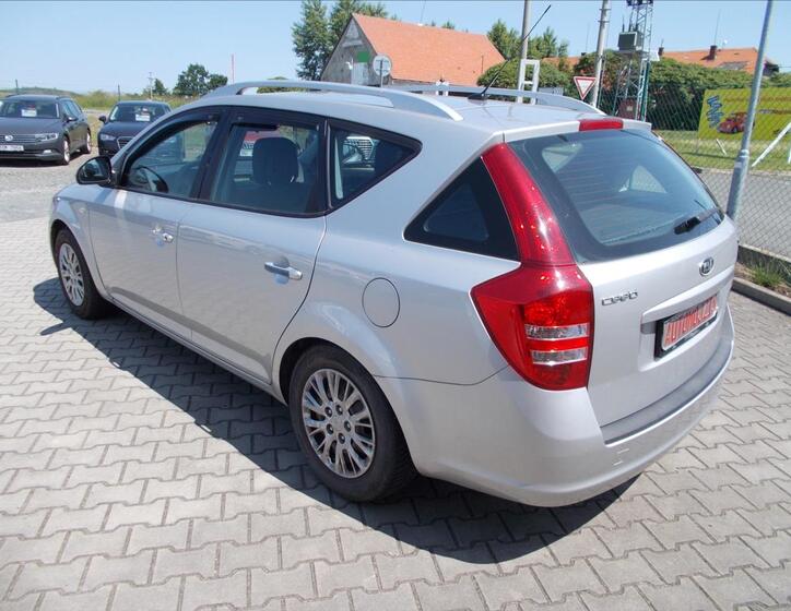 KIA Ceed 11