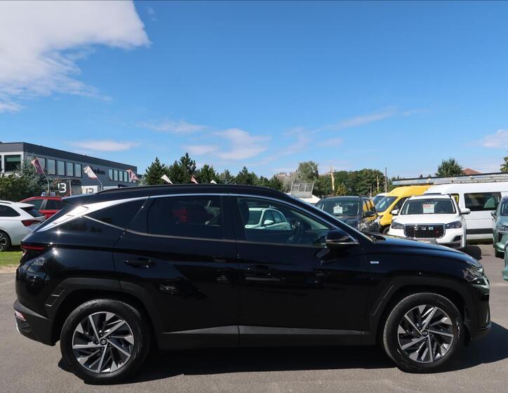 Hyundai Tucson 5