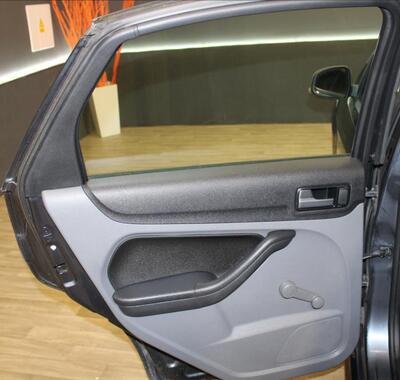 Ford Focus 12