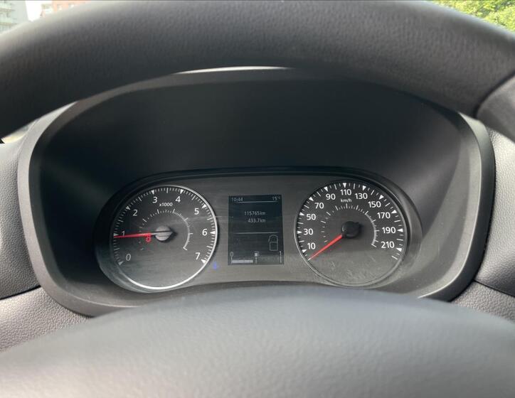 Renault Master 9