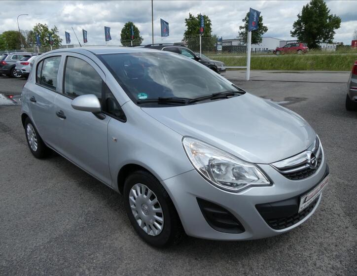 Opel Corsa 1
