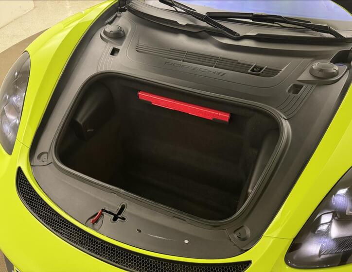 Porsche Cayman 48