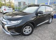 Mitsubishi Outlander 1