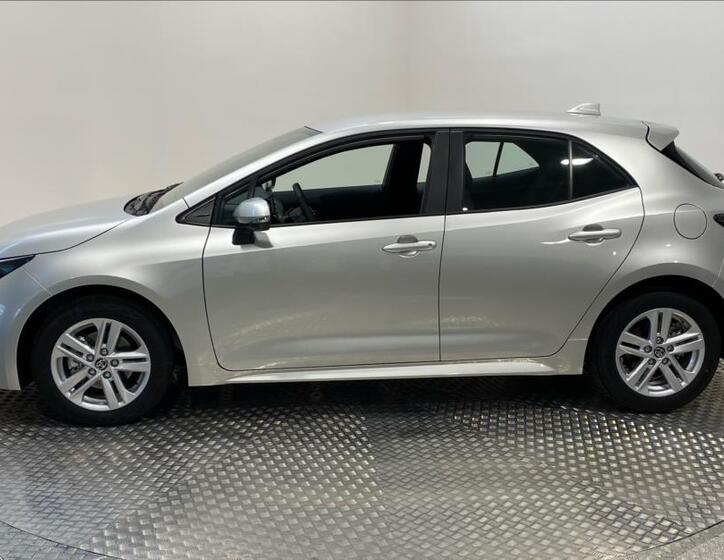 Toyota Corolla 2