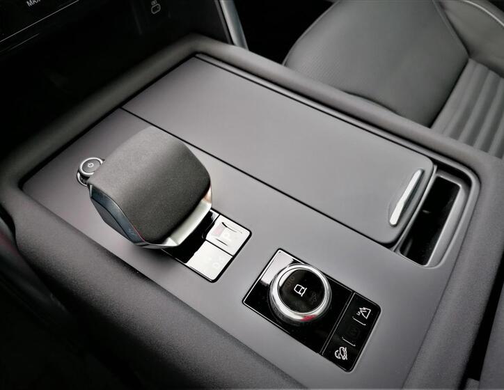 Land Rover Discovery 21