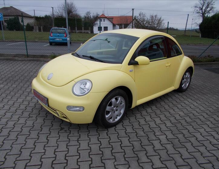 Volkswagen New Beetle 3