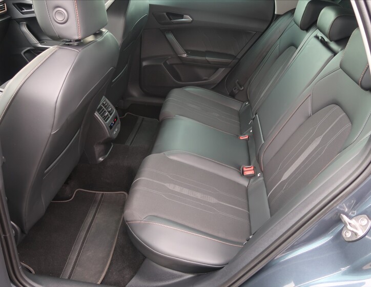 Cupra Formentor 12