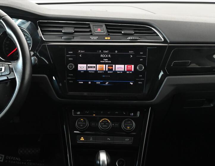 Volkswagen Touran 13