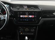 Volkswagen Touran 13