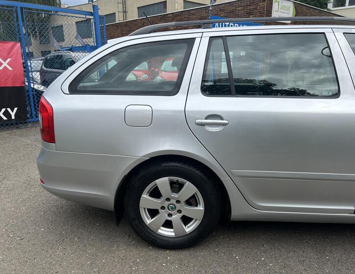 Škoda Octavia 16