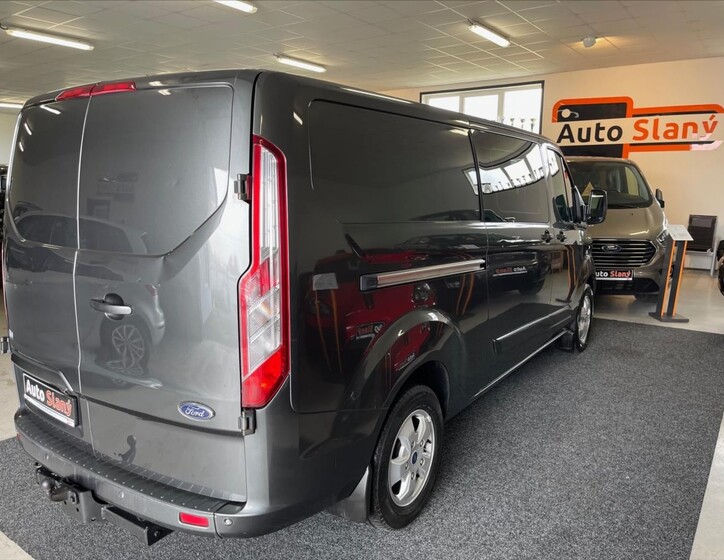 Ford Transit Custom 6
