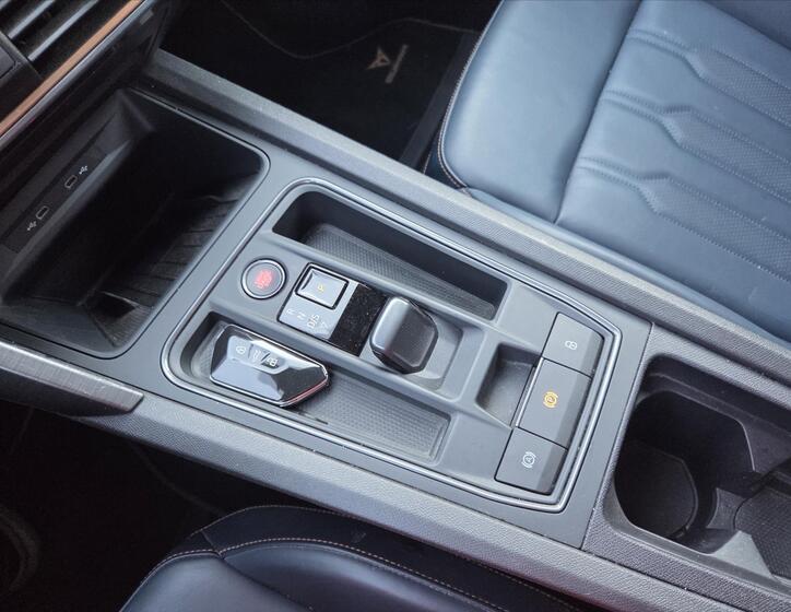 Cupra Formentor 12