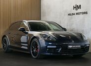 Porsche Panamera 1