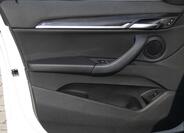 BMW X1 8
