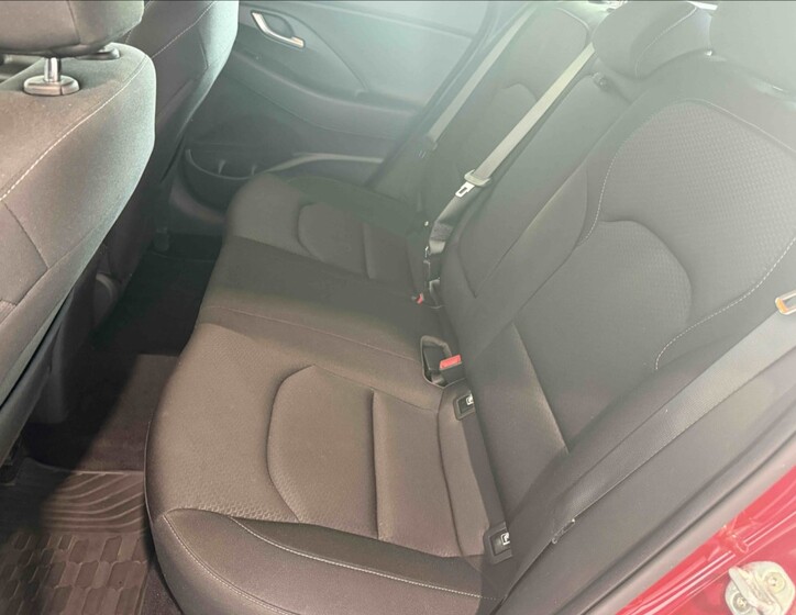 Hyundai i30 8
