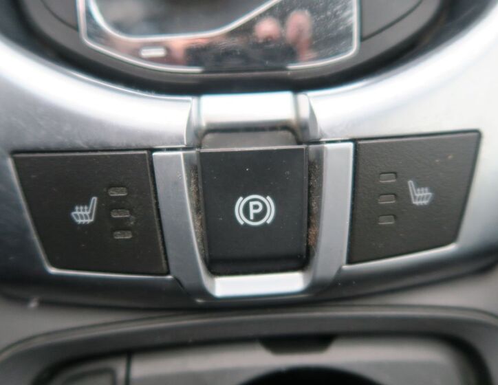 Opel Antara 23
