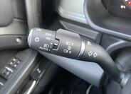 Land Rover Defender 71