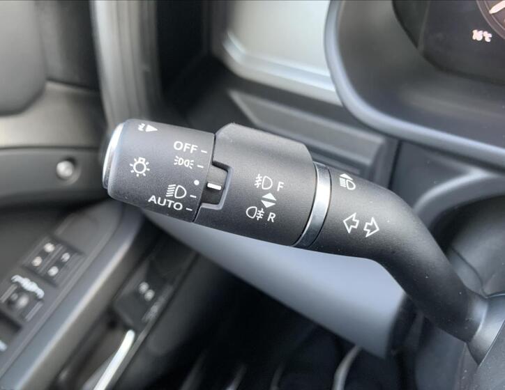 Land Rover Defender 71