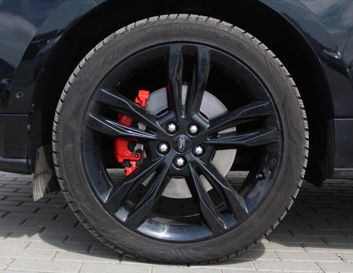 Ford Edge 9