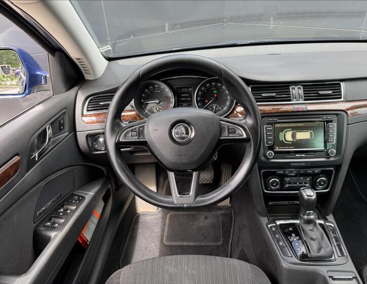 Škoda Superb 17