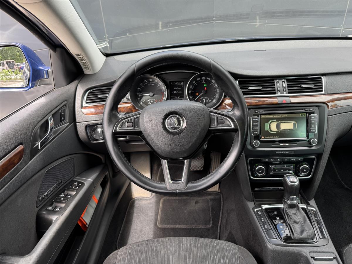 Škoda Superb